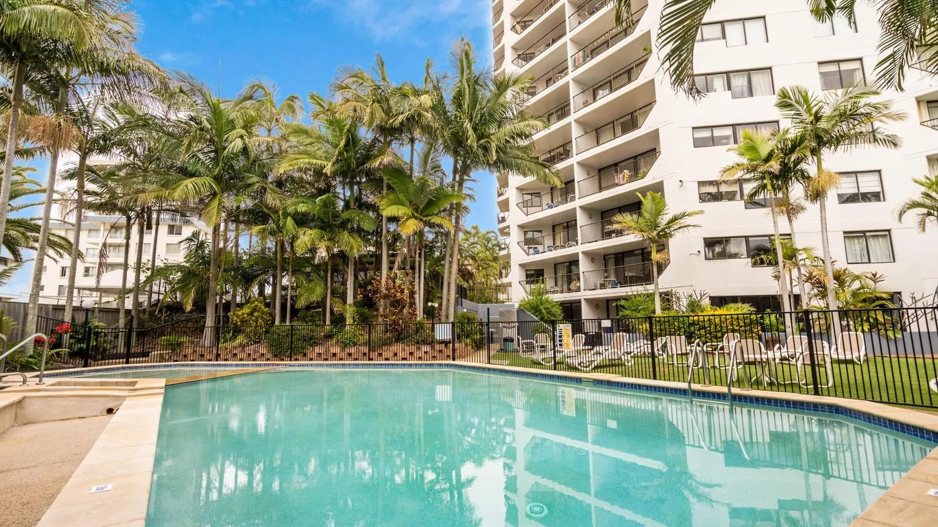 Horizons Holiday Apartments - Official Guldkusten