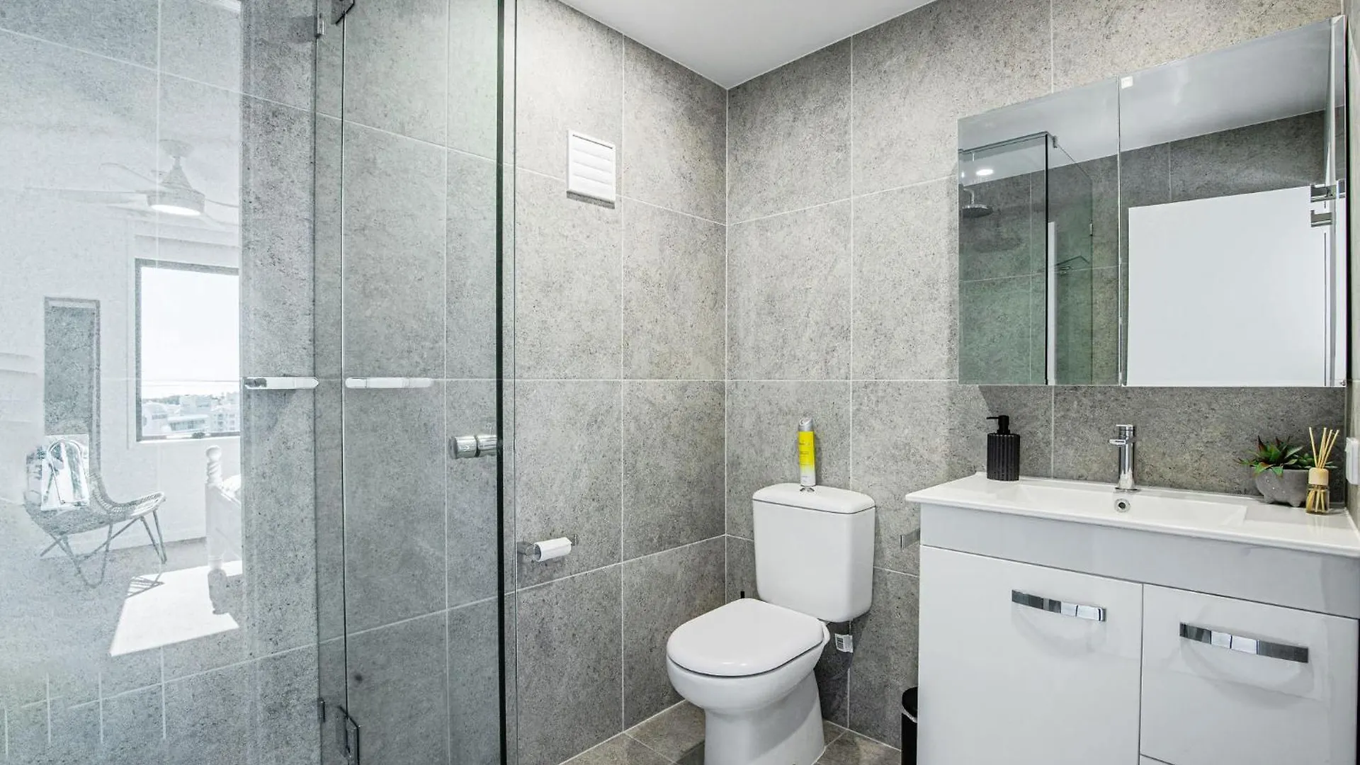 Horizons Holiday Apartments - Official Gold Coast